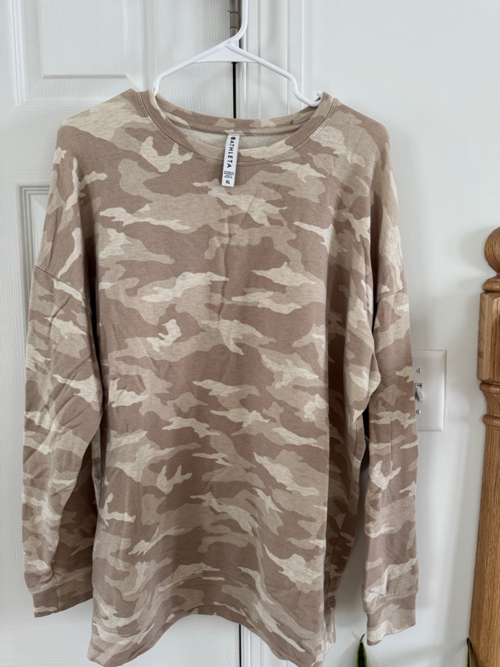 Athleta Beige Camo Long Sleeve Tee